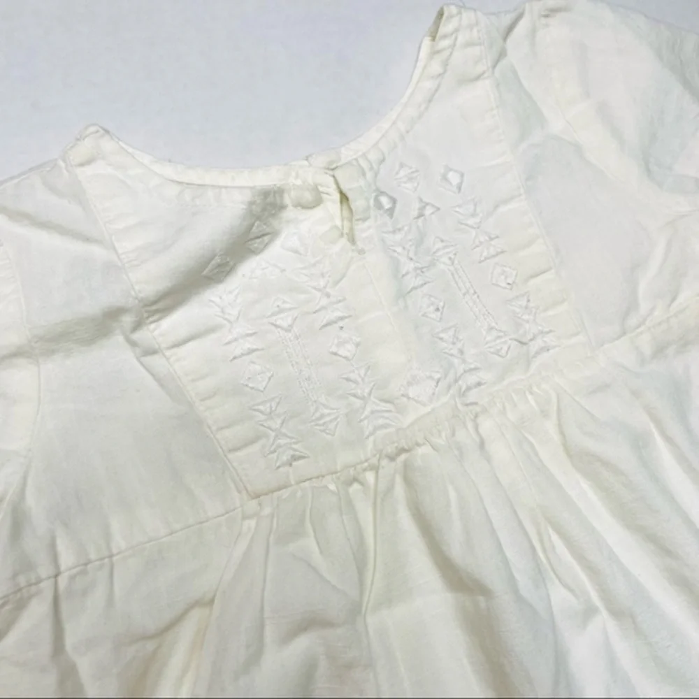 Old Navy Embroidered Ivory Top & Chambray Bloomers